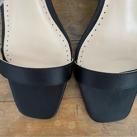 NEW | Adrienne Vittadini Women's Embellished‎ Clear Strap Black Slide Heels 8.5 - Picture 7 of 9